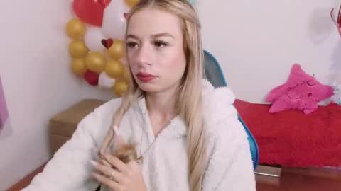 Hannah 027 online show from September 15, 12:46 pm