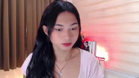 Snapshot of hannah_davis69 chatting on February 4, 3:44 am Riah online show from February 4, 3:44 am