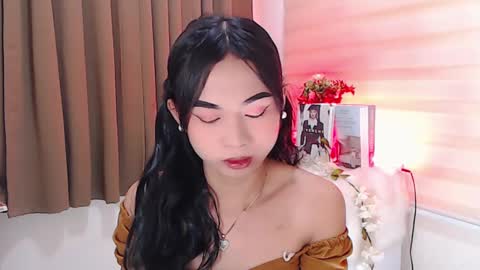 Snapshot of hannah_davis69 chatting on January 19, 6:42 am Riah online show from January 19, 6:42 am