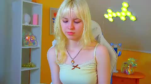 Hannah online show from July 16, 10:53 am