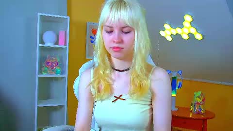 Hannah online show from July 8, 7:43 am