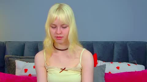 Hannah online show from July 10, 8:15 am