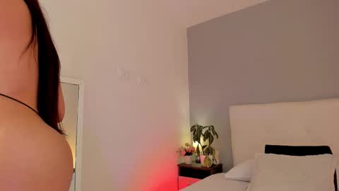 hannamartinnez online show from October 9, 8:46 pm