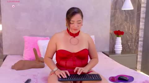 hannaprada1 online show from January 17, 12:12 pm