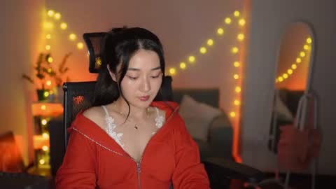 hannarosie online show from June 14, 6:08 pm