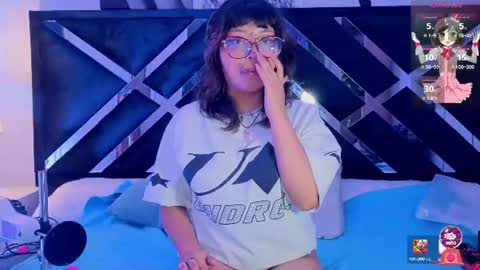 hannita_01 online show from July 27, 12:02 pm