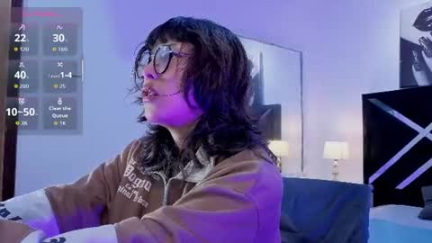 hannita_01 online show from June 15, 11:54 am