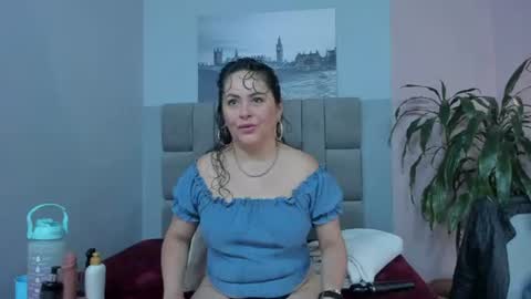 Hanny  online show from July 12, 11:44 am