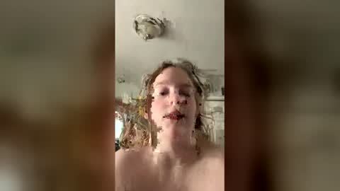 happysnowbunny24 online show from May 31, 5:52 pm