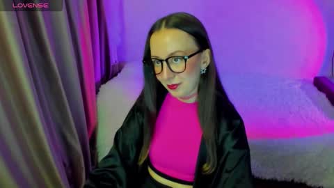 Stephanie online show from March 27, 5:57 pm