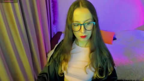 Stephanie online show from October 1, 10:59 pm