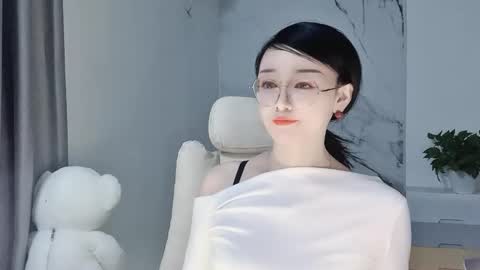 Daisy online show from March 11, 5:02 am