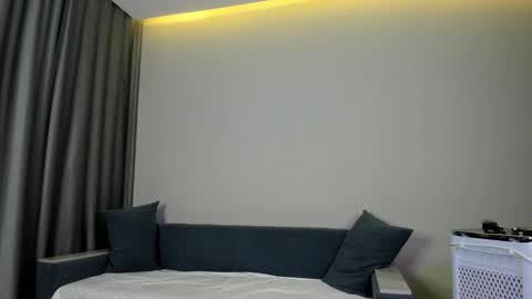 Maya online show from October 6, 7:18 pm