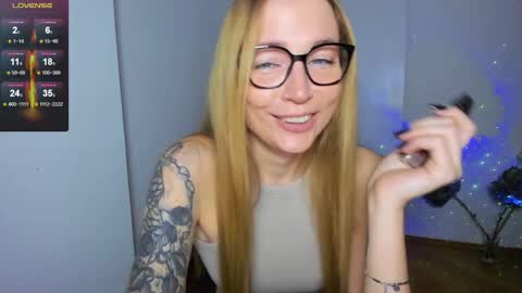 Tasya online show from November 14, 6:08 pm