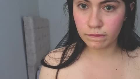 hasszul_2 online show from April 15, 7:58 pm