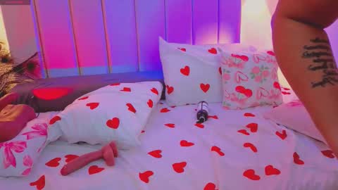 Alicia online show from November 3, 5:33 am