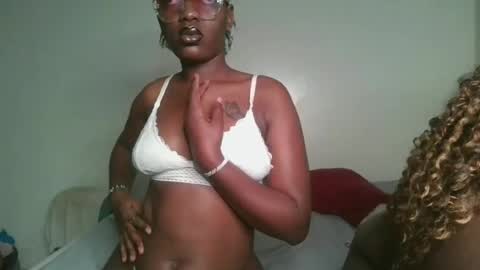havanna_p1 online show from July 28, 12:48 pm