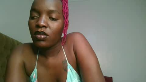 havanna_p1 online show from July 20, 10:39 am