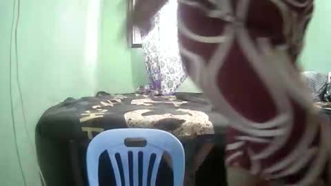 hazeldhane online show from October 8, 7:56 am