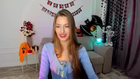 Snapshot of heartedlove_1 chatting on October 12, 11:56 am heartedlove_1 online show from October 12, 11:56 am