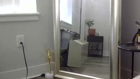 heatwavee online show from September 16, 3:09 pm