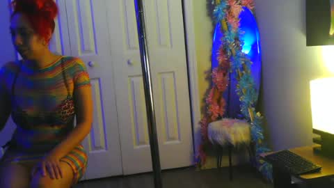 Heavenllyy online show from July 2, 3:23 am