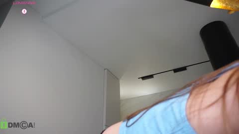 Snapshot of hecola chatting on September 26, 2:47 pm Nika next stream 200pm GMT online show from September 26, 2:47 pm