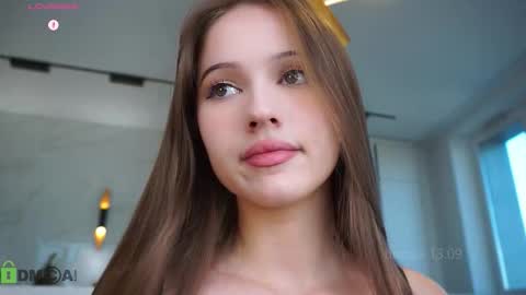 Snapshot of hecola chatting on September 13, 1:52 pm Nika next stream 200pm GMT online show from September 13, 1:52 pm