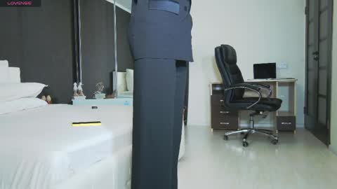 Helen online show from April 10, 4:46 pm