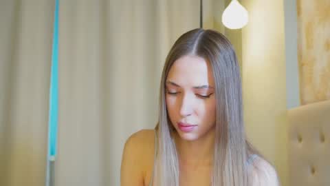 Heida online show from May 29, 7:17 am