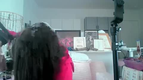 Snapshot of hekatestable chatting on September 22, 7:23 pm hekatestable online show from September 22, 7:23 pm
