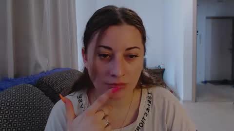 helen_adams_ online show from July 13, 6:03 am