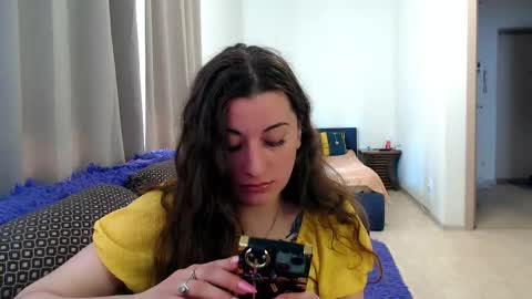 helen_adams_ online show from May 20, 6:21 am