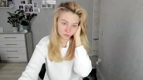 Helen sven online show from November 8, 7:13 am