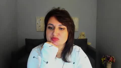 Helen online show from November 14, 6:57 am