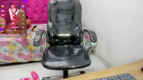 Helen online show from November 26, 6:53 pm