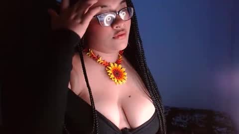 Helena online show from December 14, 5:58 pm