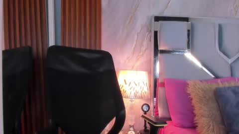 Helena Santos  online show from June 17, 1:34 pm