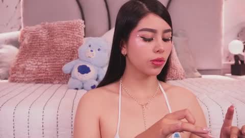 helena_whaite online show from July 15, 2:22 pm