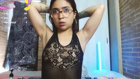 Snapshot of helenacyruss666 chatting on September 26, 8:50 pm Only 18 cyrus online show from September 26, 8:50 pm