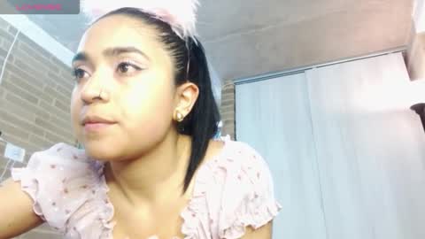 Snapshot of helenacyruss666 chatting on October 15, 7:27 pm Only 18 cyrus online show from October 15, 7:27 pm