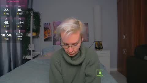 Helga online show from December 13, 6:27 pm