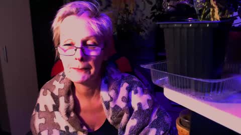 Helga online show from May 29, 6:39 pm