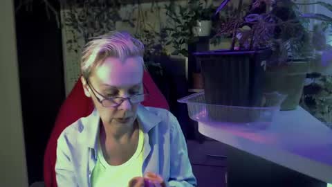 Helga online show from July 28, 4:51 pm