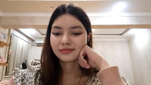 Alice online show from November 21, 4:09 pm