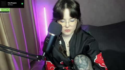 Red online show from October 14, 7:27 pm