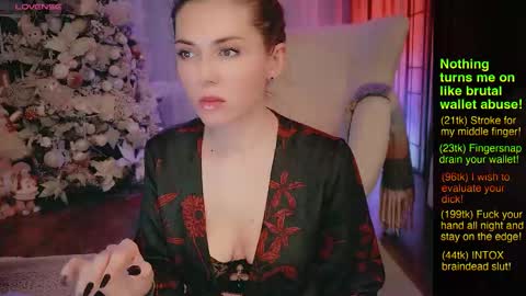 Snapshot of hell_on_heels_ chatting on December 31, 3:23 am - show loyalty and subscribe - online show from December 31, 3:23 am