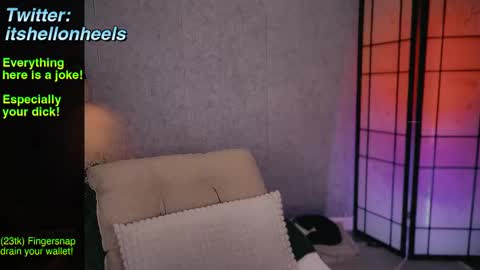 Snapshot of hell_on_heels_ chatting on March 8, 11:18 pm - show loyalty and subscribe - online show from March 8, 11:18 pm