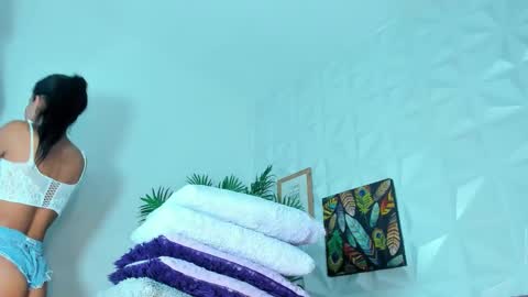 hellen     online show from September 12, 7:54 pm