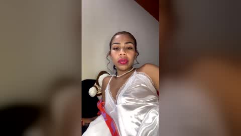 hellen     online show from March 29, 7:57 pm